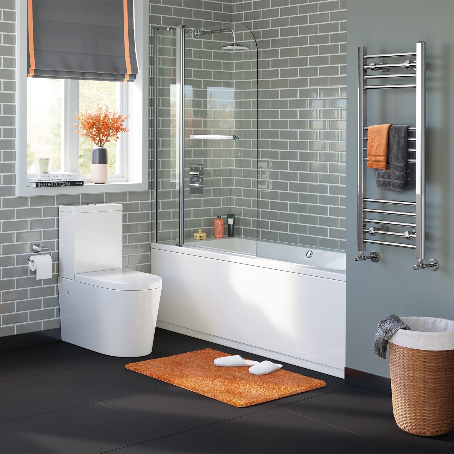 Modern Shower Bath Screen With Panel And Towel Rail - 1400mm x 1000mm - Chrome
