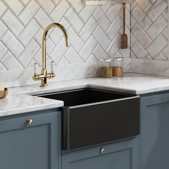 Nuie Single Bowl Butler Sink With Offset Waste