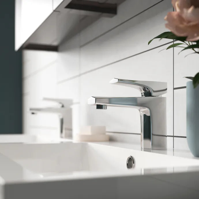 Nexus Mono Basin Mixer Tap with Waste - Chrome
