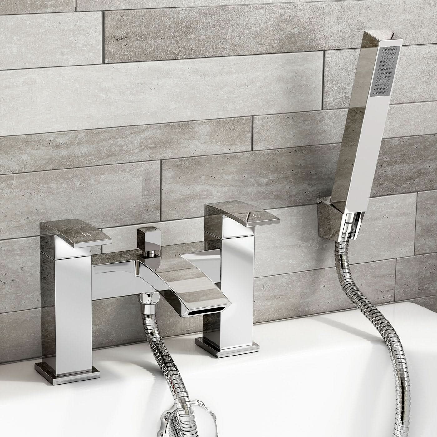 iBathUK Zylar Bath Filler Mixer Tap with Hand Held Shower Head, Versatile Shower with Bath Filler for Modern Bathrooms, Chrome