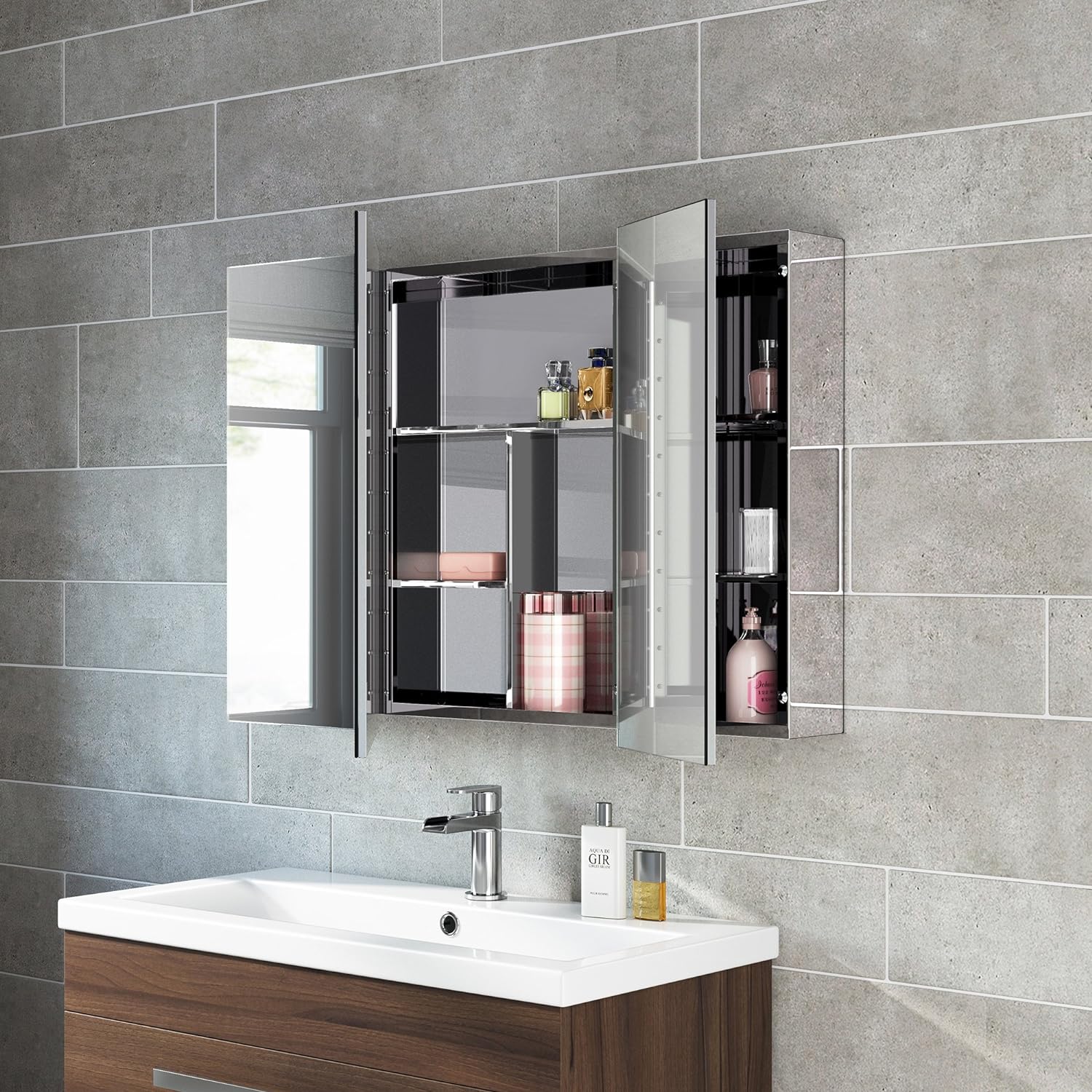 iBathUK Oslo Wall Mounted Mirror Cabinet, Triple Door Bathroom Wall Cabinet in 5 Shelves with Mirror, Modern Storage Unit with Bathroom Mirror in Landscape Orientation in Silver, 600 x 900mm