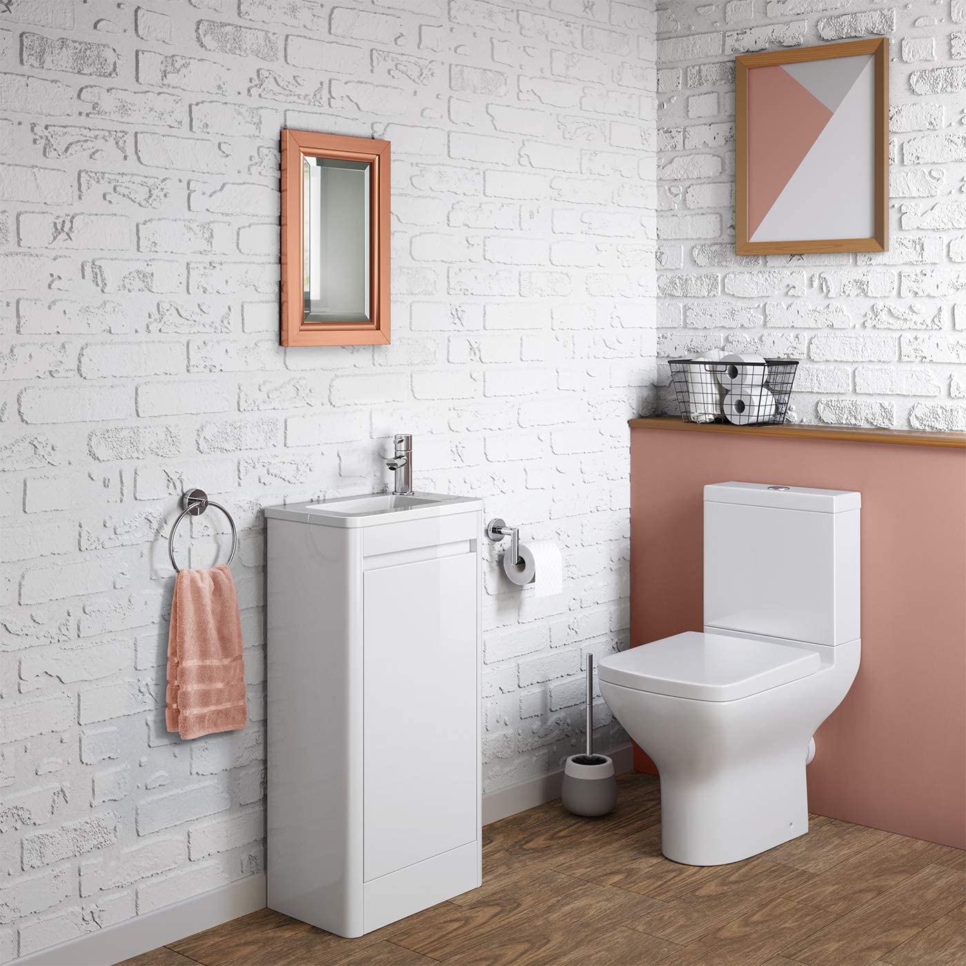 iBathUK Mirana Copper Bevelled Framed Bathroom Mirror - Silver