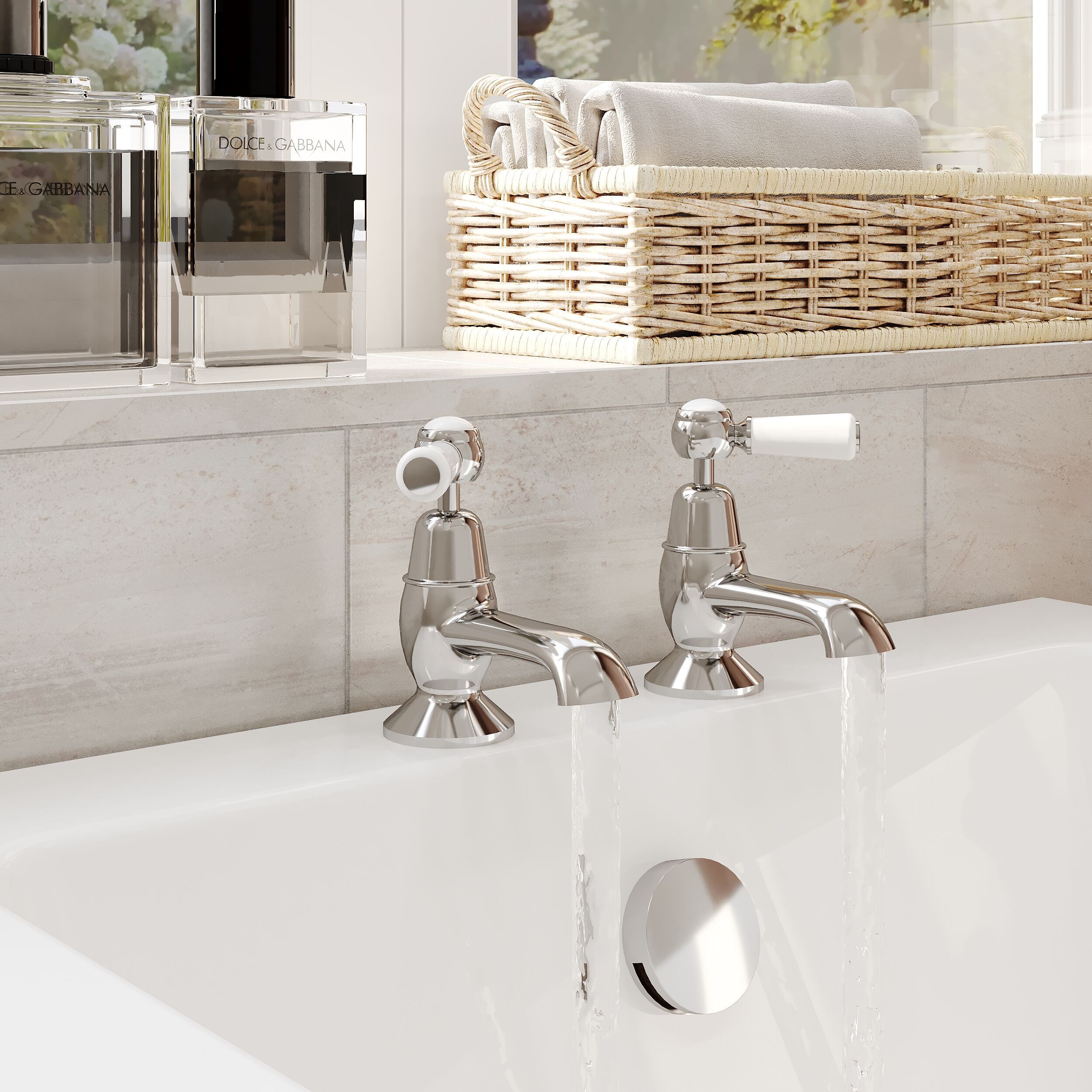 Claremont Topaz Dome Collar Lever Bath Pillar Taps
