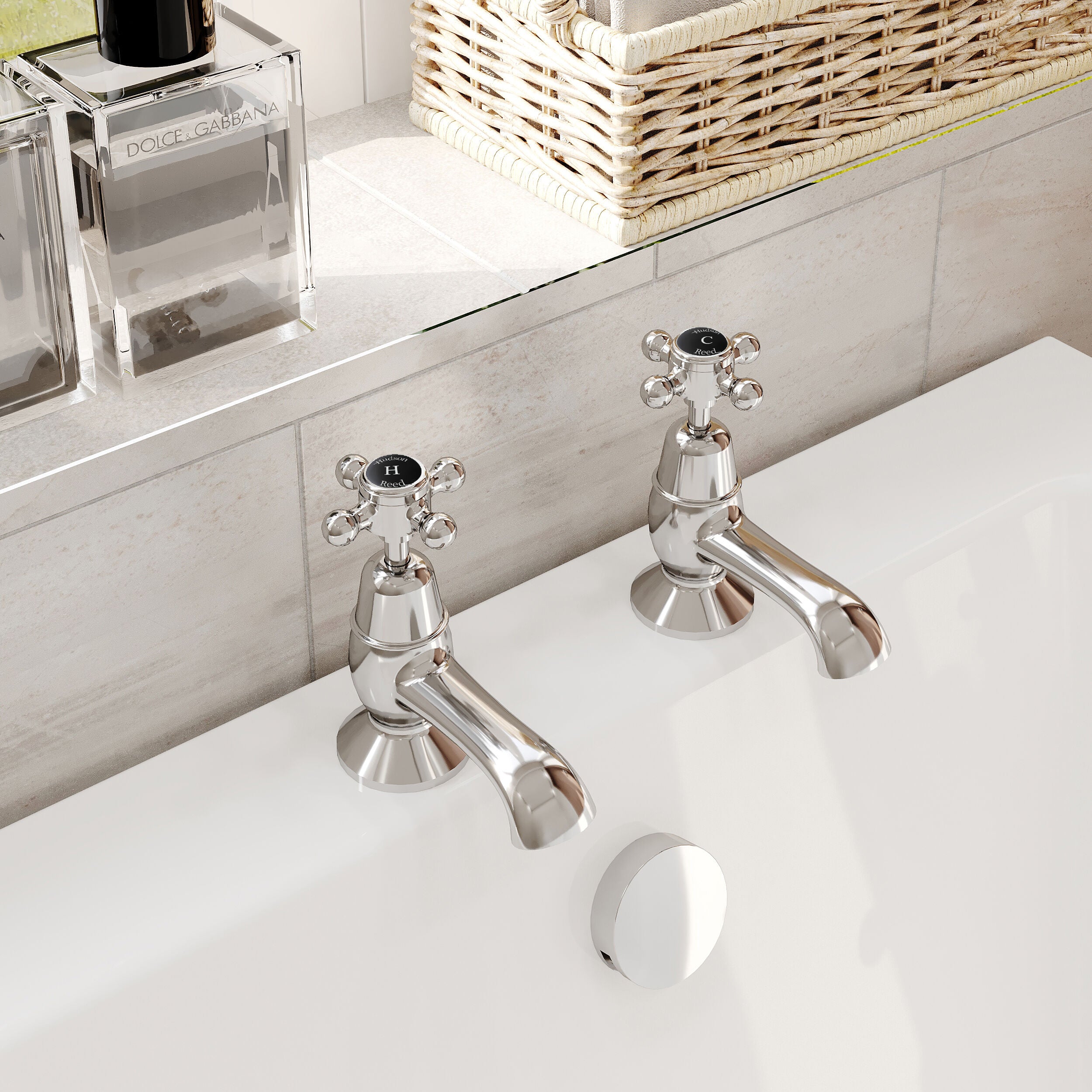 Claremont Topaz Dome Bath Pillar Taps