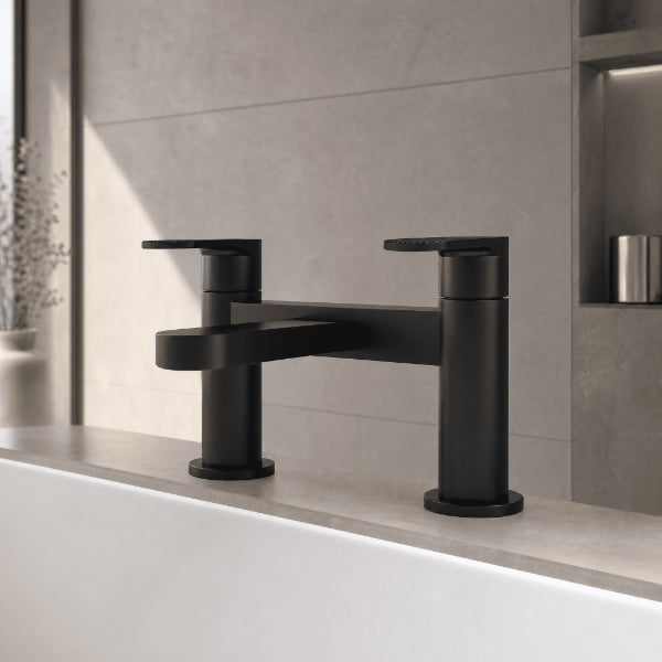 Cove Fluted Bath Filler Tap