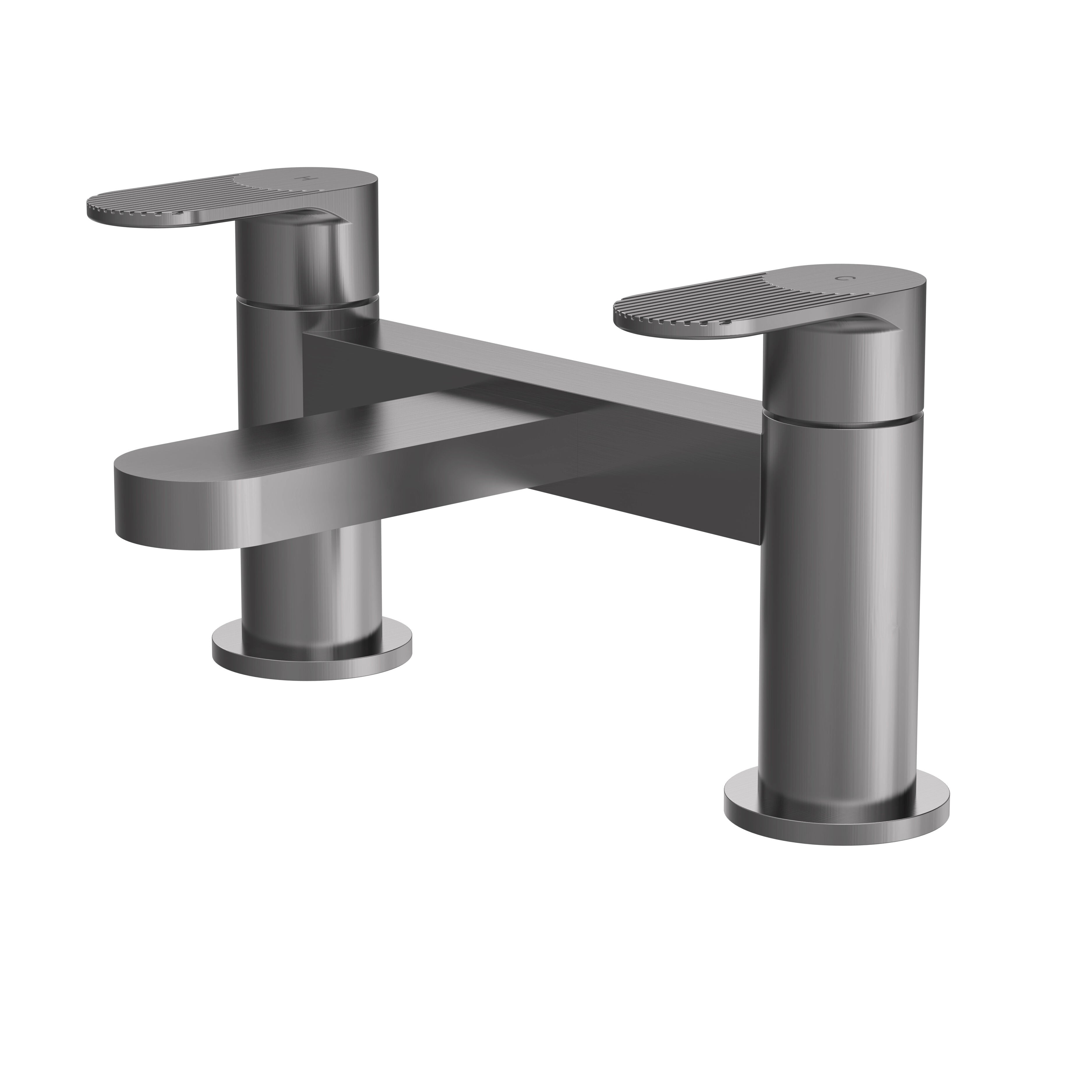 Cove Fluted Bath Filler Tap