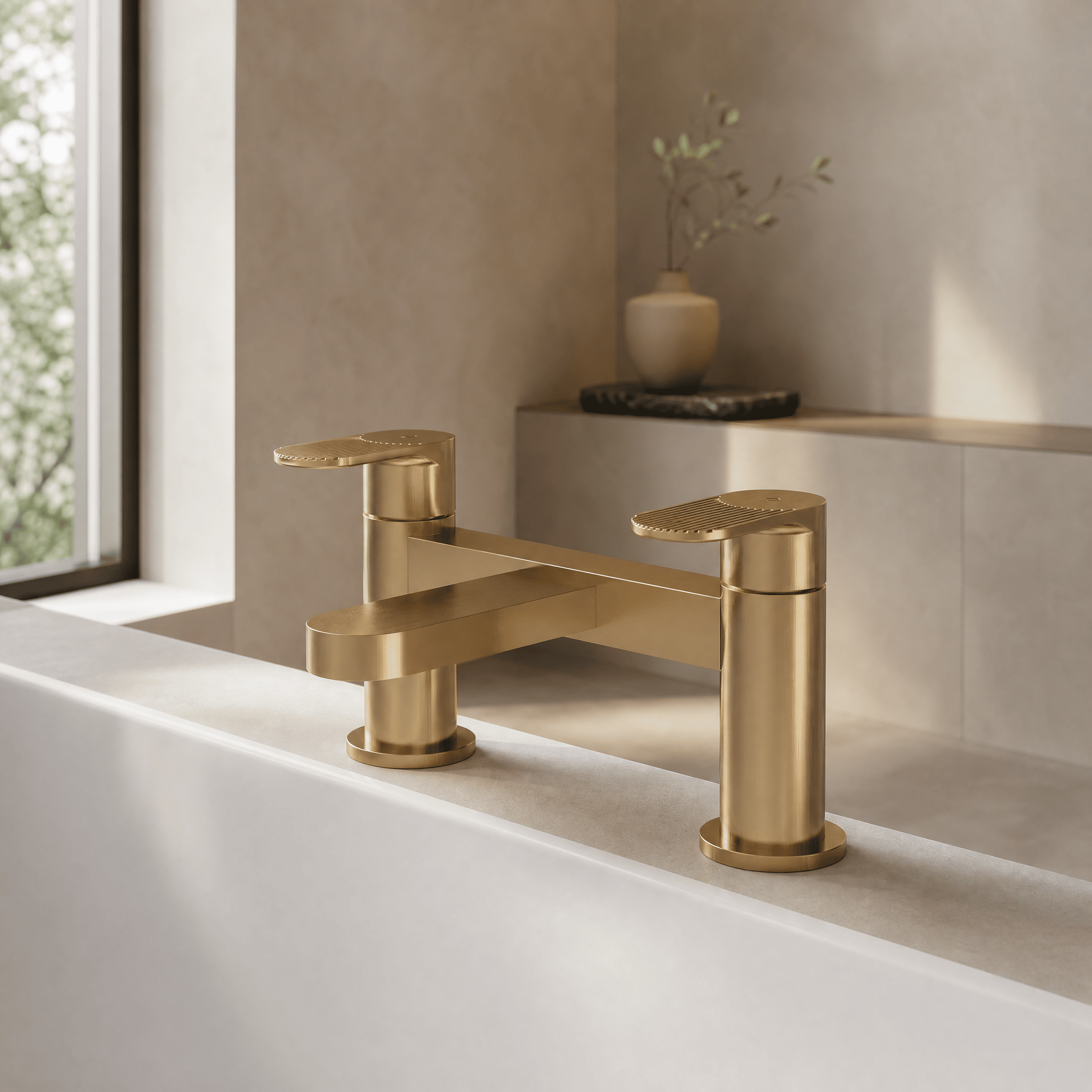Cove Fluted Bath Filler Tap