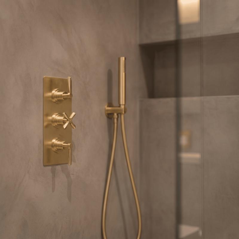Cylin 2 Outlet Triple Thermostatic Concealed Shower Valve