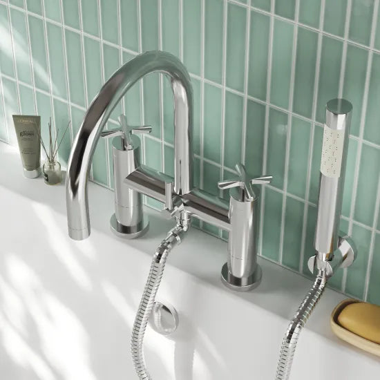 Cylin Bath Shower Mixer Tap With Hand Shower - Chrome