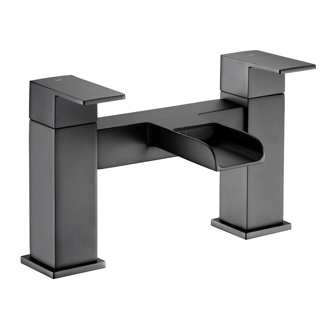 Kinetic Square Waterfall Bath Filler Tap