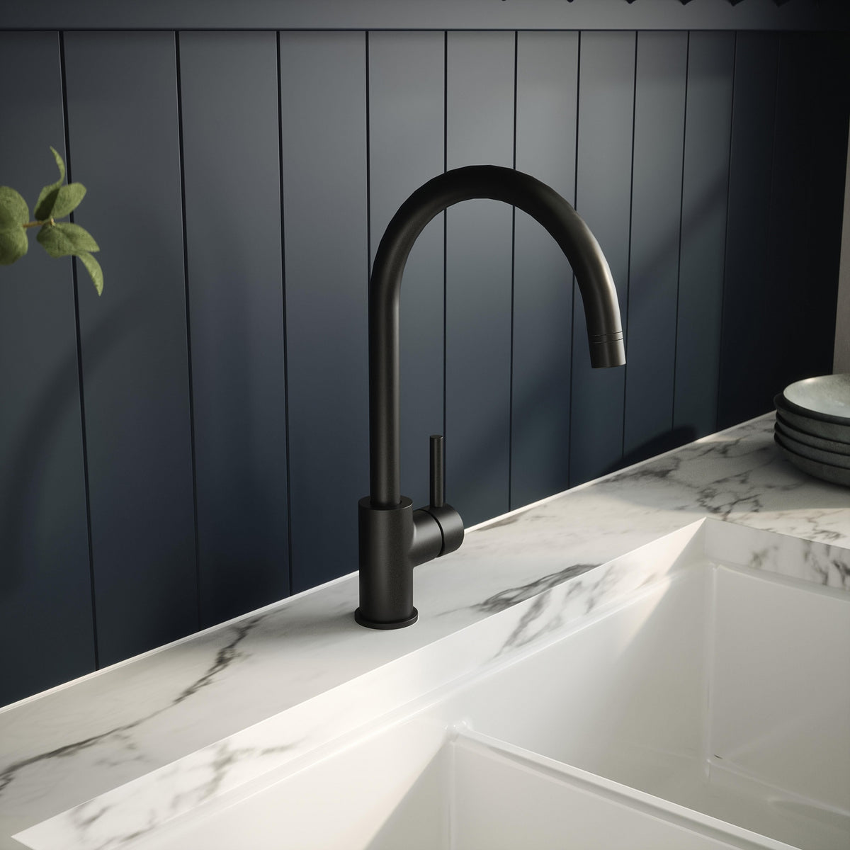 Lachun Mono Single Lever Handle Kitchen Sink Mixer Tap