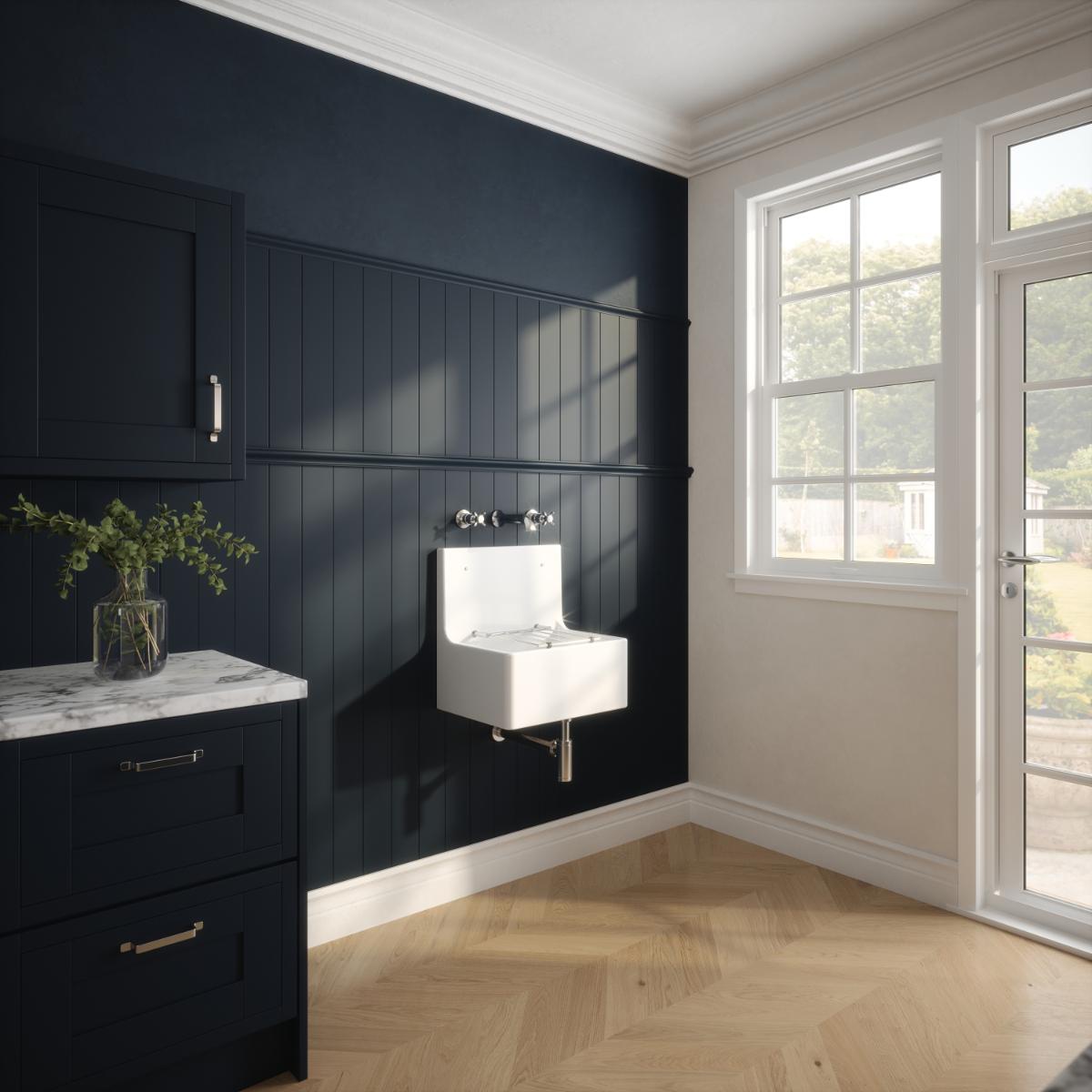 Inspire Single Bowl Traditional Cleaner Sink With Grid, Wall Bracket And Backsplash - White