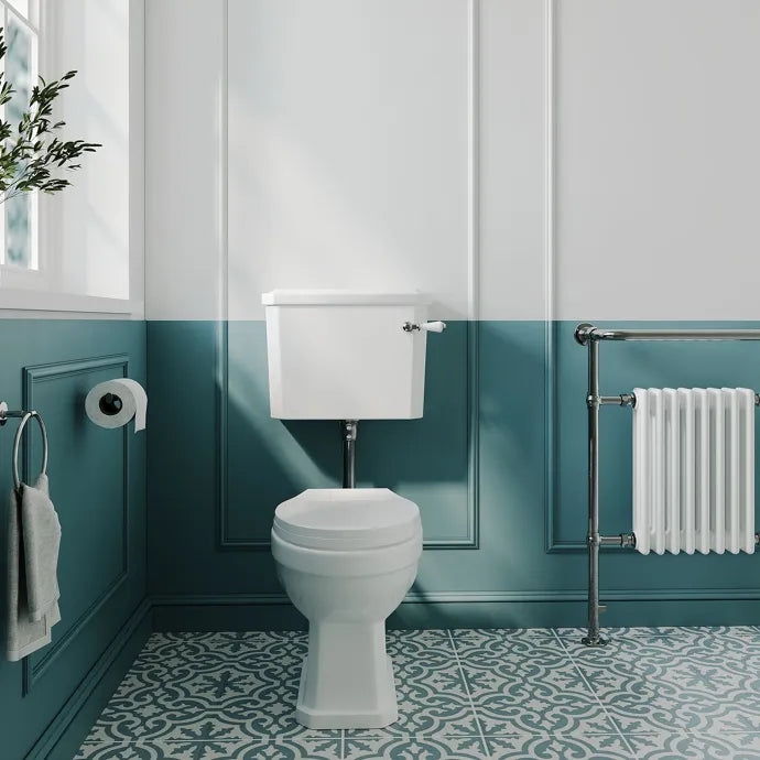 Carlton Low Level Toilet With Cistern & Flush Pipe Kit - White