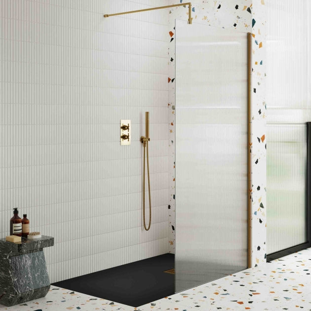 Contour 8mm Glass Fluted Wetroom Panel With Support Bar